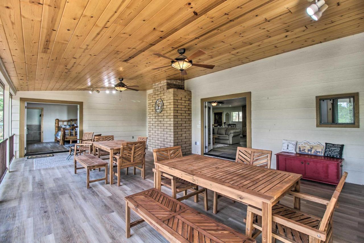 Pinetop Creekside Cabin Secret Game Room! Luaran gambar