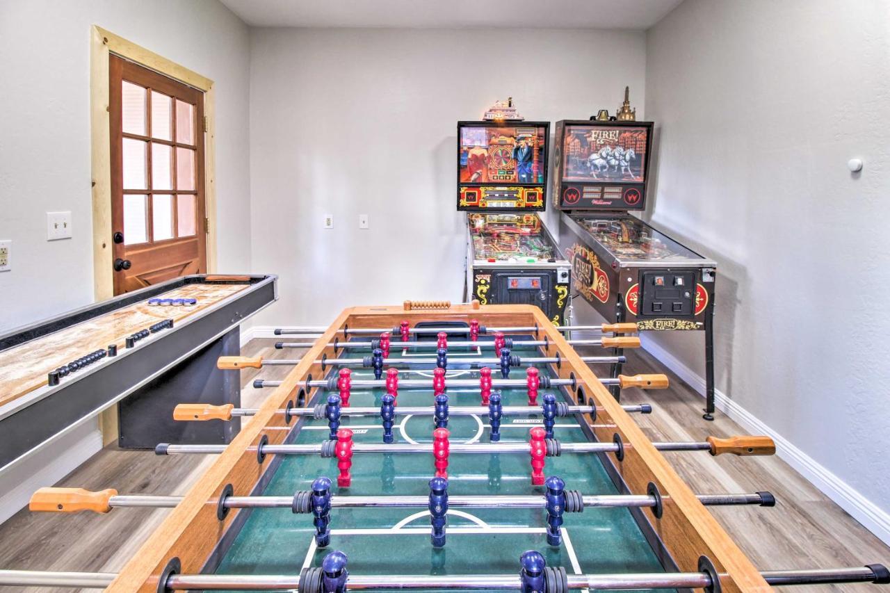 Pinetop Creekside Cabin Secret Game Room! Luaran gambar